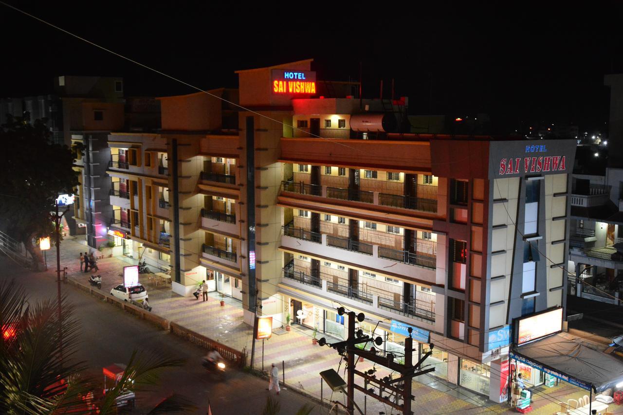 Hotel Sai Vishwa Ширди Экстерьер фото
