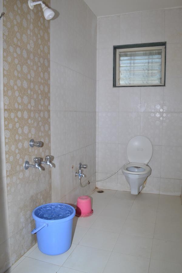 Hotel Sai Vishwa Ширди Экстерьер фото